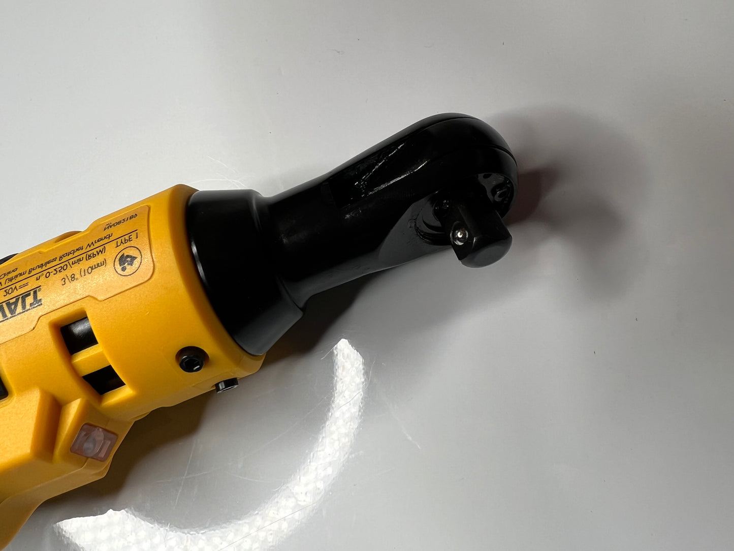 DEWALT DCF512 20V Brushless Cordless 1/2 in Ratchet Right Angle