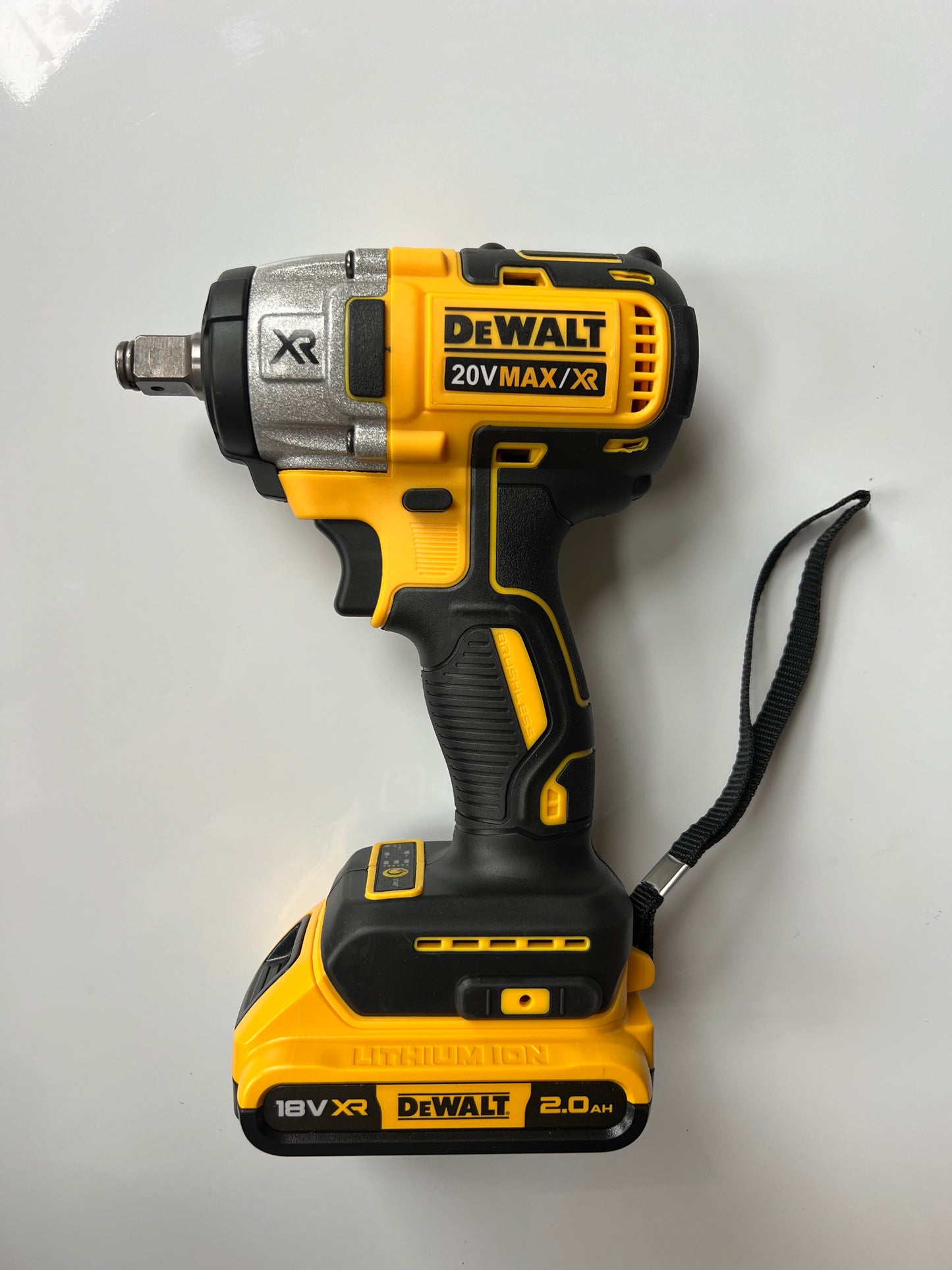 Dewalt DCF880 XR 1/4” Cordless Impact Drill Driver