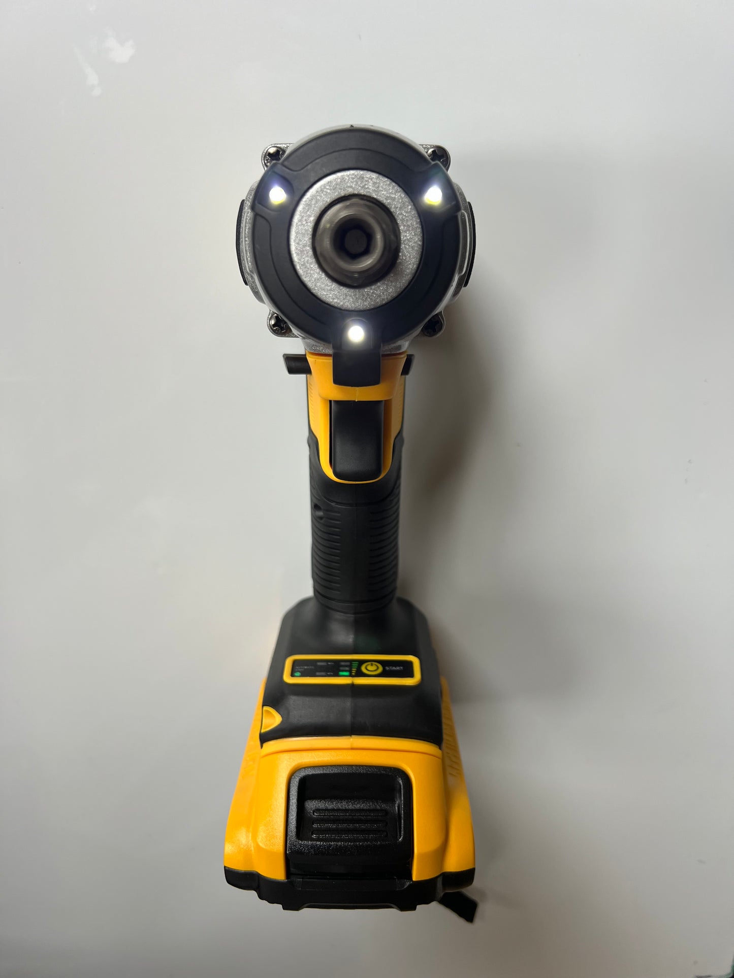 Dewalt DCF880 XR 1/4” Cordless Impact Drill Driver